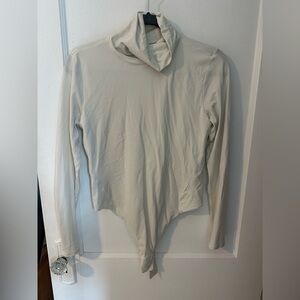 Lululemon Wundermost Ultra-Soft Nulu Turtleneck Bodysuit Size L